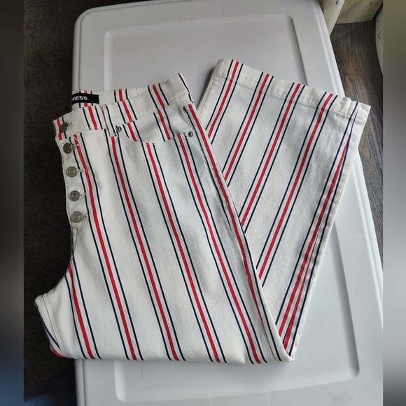 Express Women's High Waisted Striped Button Fly Cropped Wide Leg Jeans Stretch - Picture 10 of 17